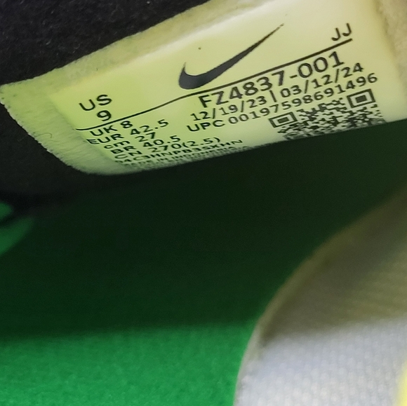 Nike Air Max Solo Oregon Ducks UNIVERSITY Of OREGON Men's Size 9 FZ4837-001 - Picture 8 of 8